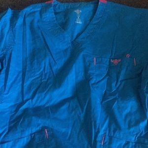 Large Blue/Pink Med Coutour Scrubs
